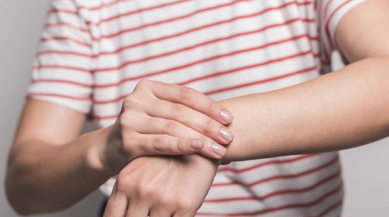 How is Congenital Predisposition related to Carpal Tunnel Syndrome?