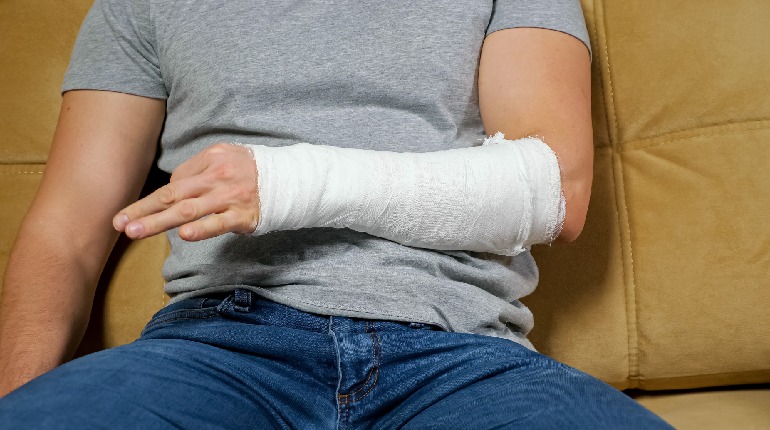 Which Type of Fracture Requires Surgery?