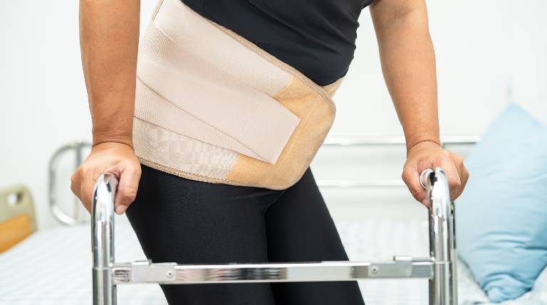 Total Hip Replacement: Your Guide to Safely Returning to the Gym